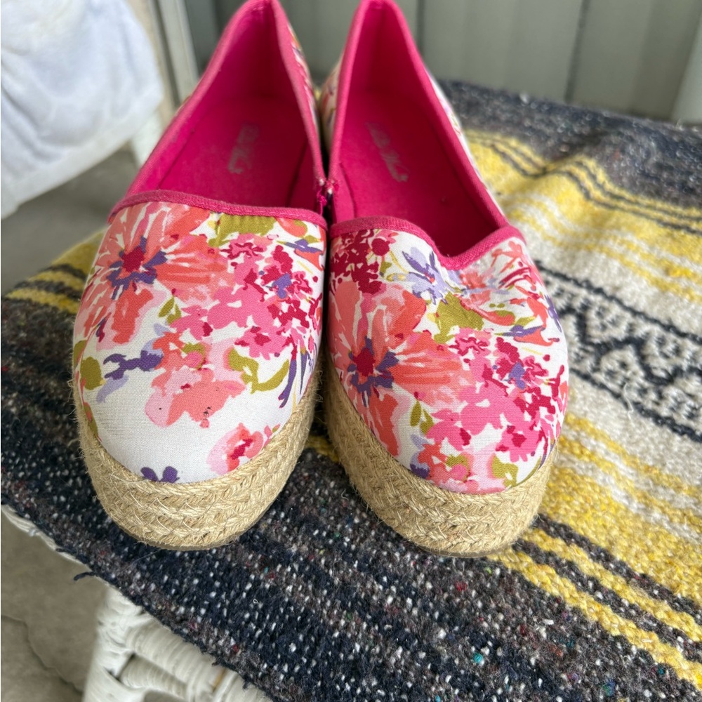 NWOT Pioneer Woman Printed Platform Espadrilles - Picture 2 of 6